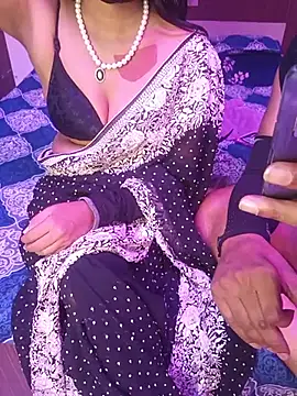 Snapshot of aishas_world chatting on 08/01/26, 11:09 aishas world online show from 08/01/26, 11:09