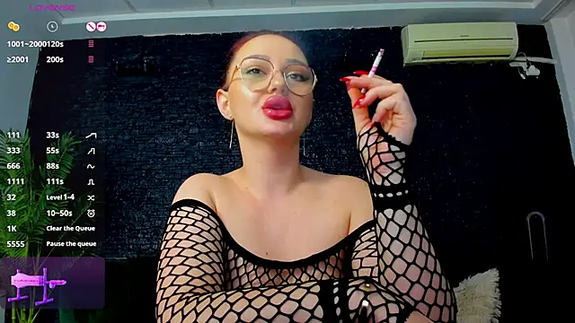 Snapshot of Cherry_Charmxxx chatting on 12/02/25, 05:57 Cherry Charmxxx online show from 12/02/25, 05:57