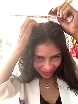 Snapshot of AnitaDuque chatting on 12/01/25, 01:38 AnitaDuque online show from 12/01/25, 01:38