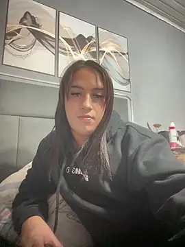 larysinha online show from 06/03/26, 10:37