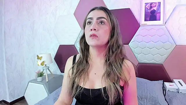 Snapshot of AriaRous chatting on 03/20/26, 03:28 AriaRous online show from 03/20/26, 03:28
