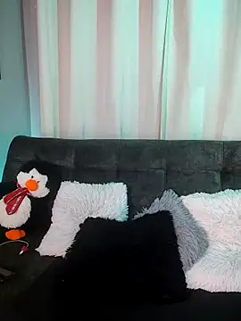 Snapshot of BonnieRitz chatting on 12/01/25, 12:10 BonnieRitz online show from 12/01/25, 12:10