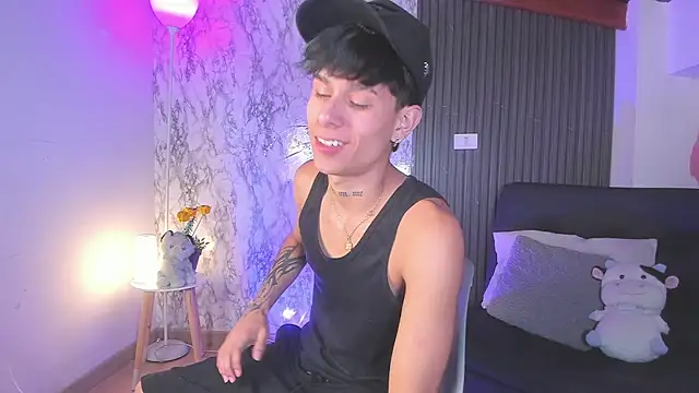 Snapshot of Jake_beach_ chatting on 01/18/26, 01:53 Jake beach online show from 01/18/26, 01:53