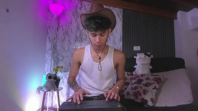 Snapshot of Jake_beach_ chatting on 02/09/26, 03:21 Jake beach online show from 02/09/26, 03:21