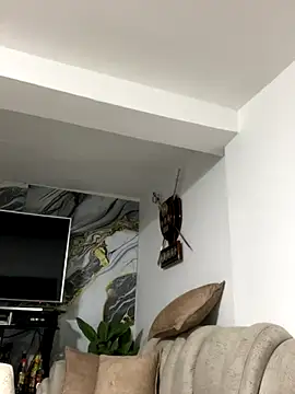 kayla lumin online show from 12/04/25, 03:38