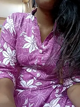 Rukmadi hot online show from 04/17/26, 02:58
