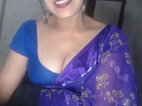 Hotronita123 online show from 05/04/26, 05:31