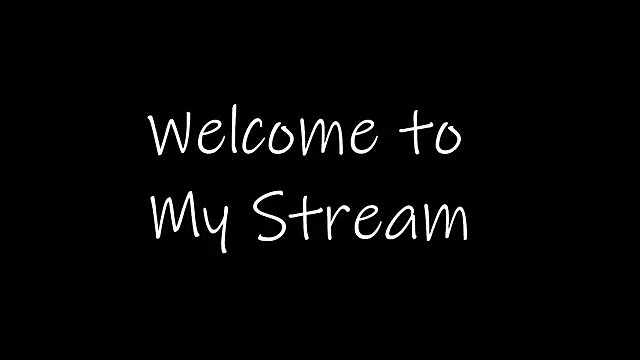 Snapshot of immoralbitch chatting on 12/18/25, 02:12 immoralbitch online show from 12/18/25, 02:12