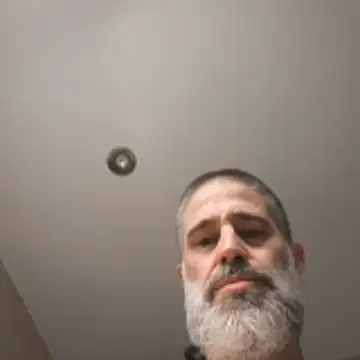 Snapshot of DanWolverin chatting on 04/25/26, 01:14 DanWolverin online show from 04/25/26, 01:14