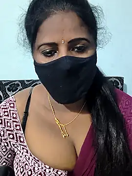 Snapshot of siri_telugutamil chatting on 12/14/25, 01:05 siri telugutamil online show from 12/14/25, 01:05