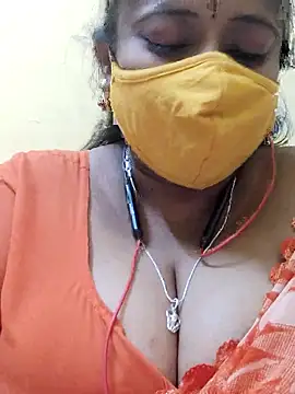 Snapshot of Thanmaya22 chatting on 12/17/25, 03:07 Thanmaya22 online show from 12/17/25, 03:07