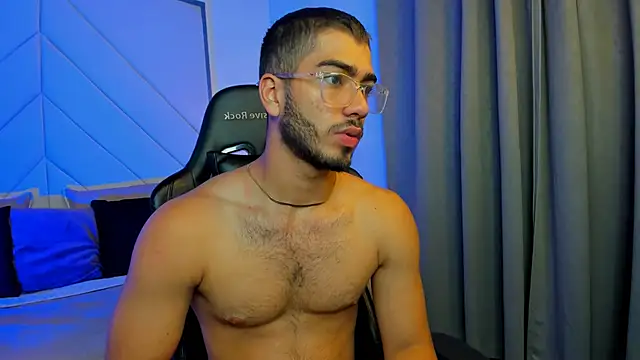 Snapshot of Franco_banderas chatting on 12/02/25, 12:21 Franco banderas online show from 12/02/25, 12:21