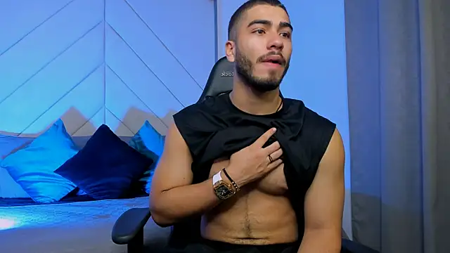 Snapshot of Franco_banderas chatting on 01/13/26, 03:50 Franco banderas online show from 01/13/26, 03:50