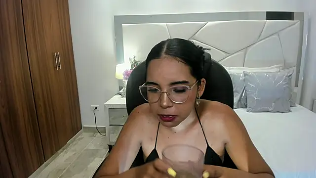 alana martiins online show from 06/26/26, 11:42