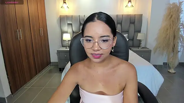 alana martiins online show from 07/06/26, 07:05