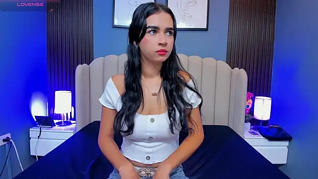 Snapshot of Miia_cute18 chatting on 12/03/25, 11:41 Miia cute18 online show from 12/03/25, 11:41