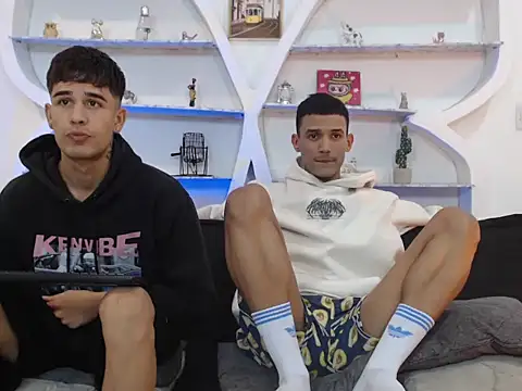 Snapshot of BIG_COCKS chatting on 12/03/25, 01:24 BIG COCKS online show from 12/03/25, 01:24