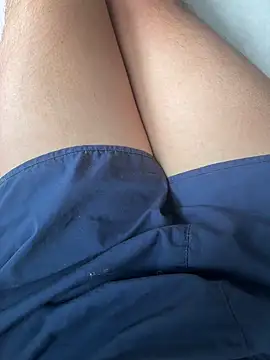 Snapshot of HKBOY0001 chatting on 11/30/25, 05:33 HKBOY0001 online show from 11/30/25, 05:33