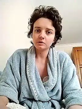 Amy01112 online show from 06/11/26, 01:20