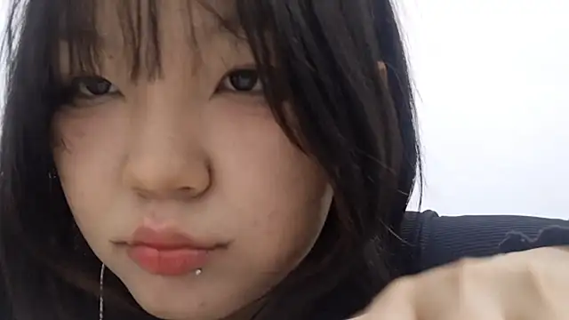 Snapshot of MeowMiaMeow chatting on 12/02/25, 06:14 MeowMiaMeow online show from 12/02/25, 06:14