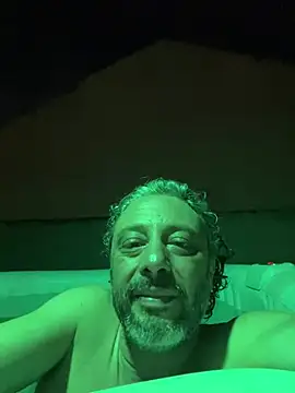 Snapshot of Petebulimia chatting on 01/15/26, 05:12 Petebulimia online show from 01/15/26, 05:12