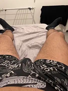 Snapshot of grosqueue3838 chatting on 12/03/25, 03:10 grosqueue3838 online show from 12/03/25, 03:10