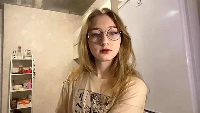 Snapshot of MargyDejong chatting on 12/05/25, 03:09 MargyDejong online show from 12/05/25, 03:09