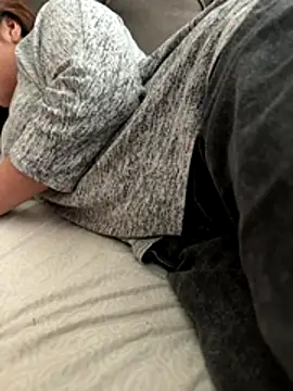 Snapshot of celeste103139 chatting on 12/17/25, 07:31 celeste103139 online show from 12/17/25, 07:31