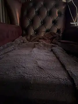 Snapshot of pornstar_10inch chatting on 12/15/25, 09:24 pornstar 10inch online show from 12/15/25, 09:24