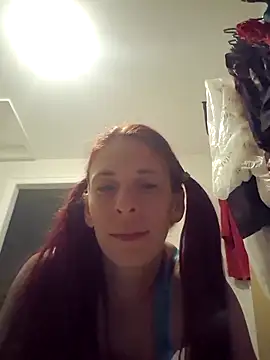 Snapshot of poleslut69 chatting on 12/15/25, 02:27 poleslut69 online show from 12/15/25, 02:27