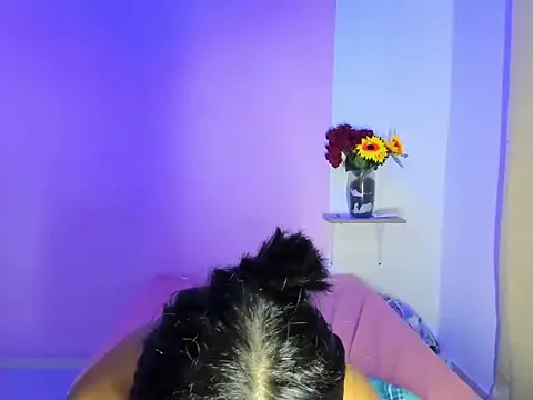 Snapshot of 18teenssexy chatting on 12/13/25, 07:53 18teenssexy online show from 12/13/25, 07:53