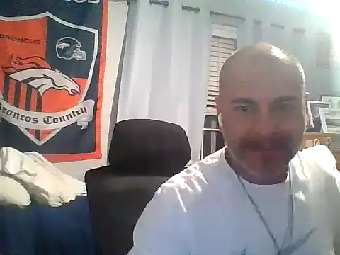 Snapshot of ValuedConcept687 chatting on 02/23/26, 05:16 ValuedConcept687 online show from 02/23/26, 05:16