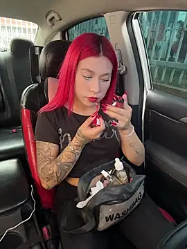 Snapshot of Scarlett_firee chatting on 12/15/25, 05:39 Scarlett firee online show from 12/15/25, 05:39