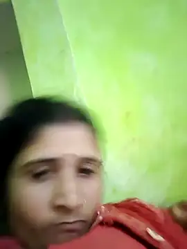 Snapshot of Sonamhot743 chatting on 12/02/25, 05:35 Sonamhot743 online show from 12/02/25, 05:35