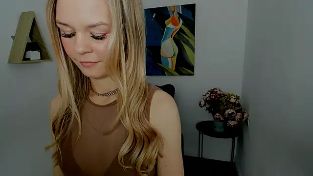 Snapshot of MidnighteAura chatting on 05/11/26, 02:56 MidnighteAura online show from 05/11/26, 02:56