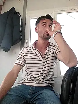 Snapshot of kral4531 chatting on 12/02/25, 08:08 kral4531 online show from 12/02/25, 08:08