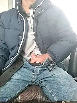 Snapshot of kral4531 chatting on 12/04/25, 05:17 kral4531 online show from 12/04/25, 05:17