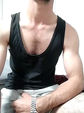 Snapshot of kral4531 chatting on 12/16/25, 04:23 kral4531 online show from 12/16/25, 04:23