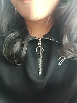 poojababydoll online show from 12/18/25, 08:31