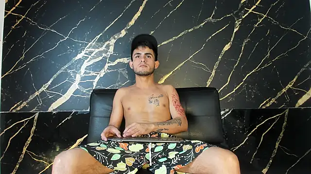 Snapshot of master_king_777 chatting on 12/17/25, 10:49 master king 777 online show from 12/17/25, 10:49