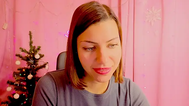 Snapshot of AniSkyy chatting on 12/14/25, 04:56 AniSkyy online show from 12/14/25, 04:56