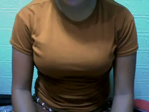Snapshot of cummingwhore69 chatting on 06/08/26, 02:23 cummingwhore69 online show from 06/08/26, 02:23