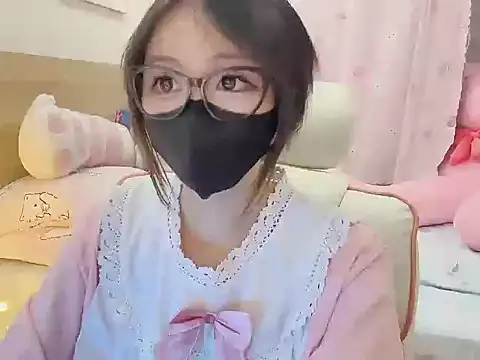 Snapshot of Yuyu-baobei chatting on 12/05/25, 06:04 Yuyu-baobei online show from 12/05/25, 06:04