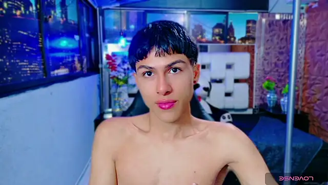 Snapshot of StormLuxX chatting on 12/02/25, 11:48 StormLuxX online show from 12/02/25, 11:48