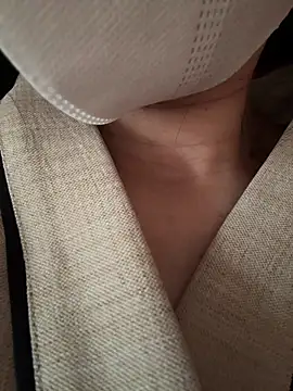 Snapshot of Diamon_bb chatting on 12/05/25, 06:00 Diamon bb online show from 12/05/25, 06:00