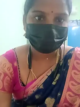 Snapshot of Tamil_Pallavi chatting on 01/07/26, 03:42 Tamil Pallavi online show from 01/07/26, 03:42
