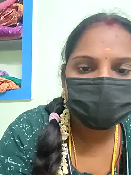 Snapshot of Tamil_Pallavi chatting on 02/18/26, 06:31 Tamil Pallavi online show from 02/18/26, 06:31