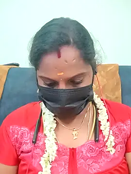 Snapshot of Tamil_Pallavi chatting on 03/10/26, 07:41 Tamil Pallavi online show from 03/10/26, 07:41