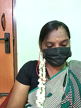 Snapshot of Tamil_Pallavi chatting on 03/22/26, 05:27 Tamil Pallavi online show from 03/22/26, 05:27