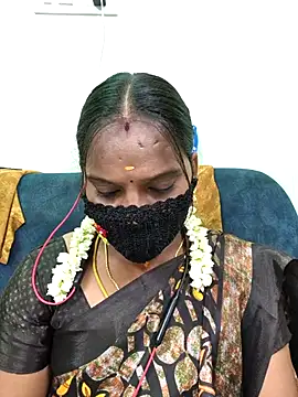 Snapshot of Tamil_Pallavi chatting on 04/01/26, 05:32 Tamil Pallavi online show from 04/01/26, 05:32